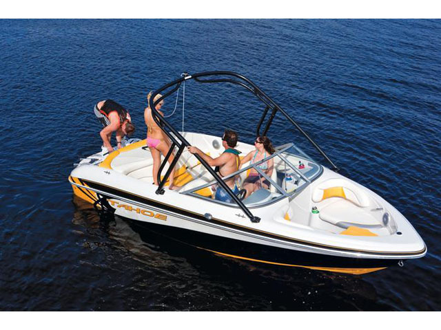 Eevelle Tahoe V Hull Runabout Ski Tower